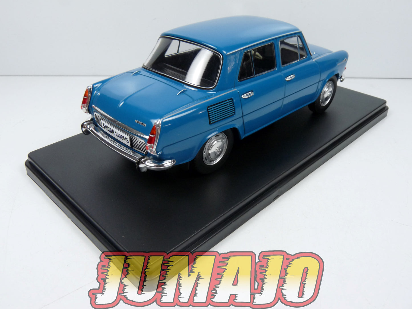 VQR16 Voiture 1/24 Hachette Roumanie : SKODA 1000MB 1969