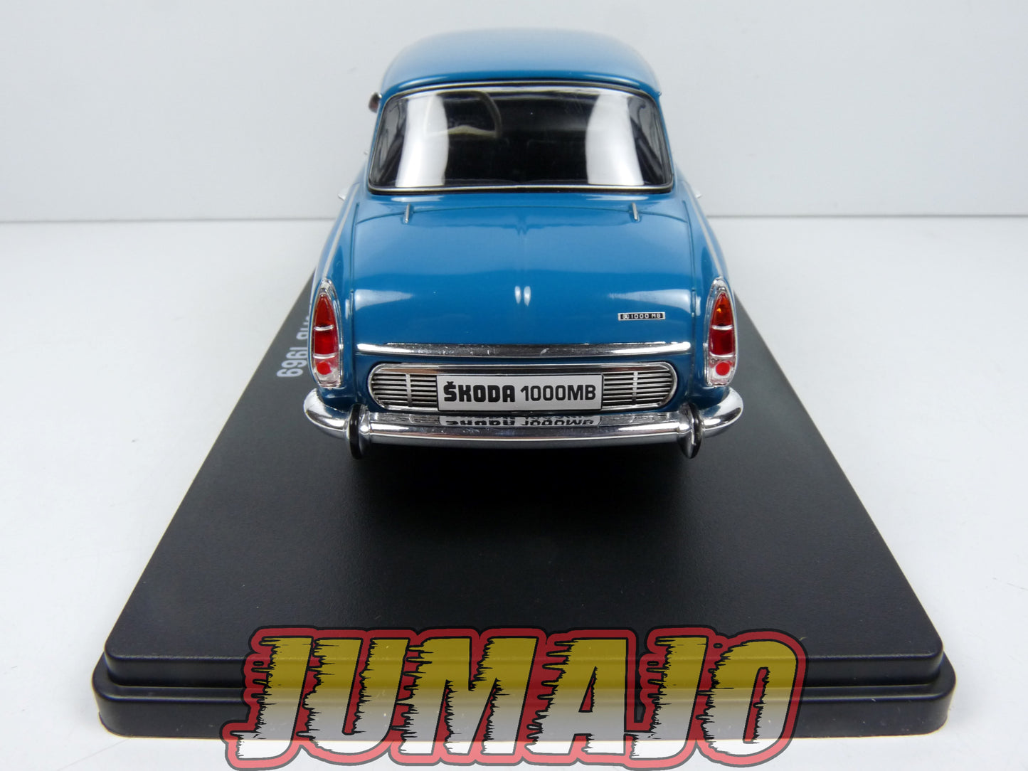 VQR16 Voiture 1/24 Hachette Roumanie : SKODA 1000MB 1969