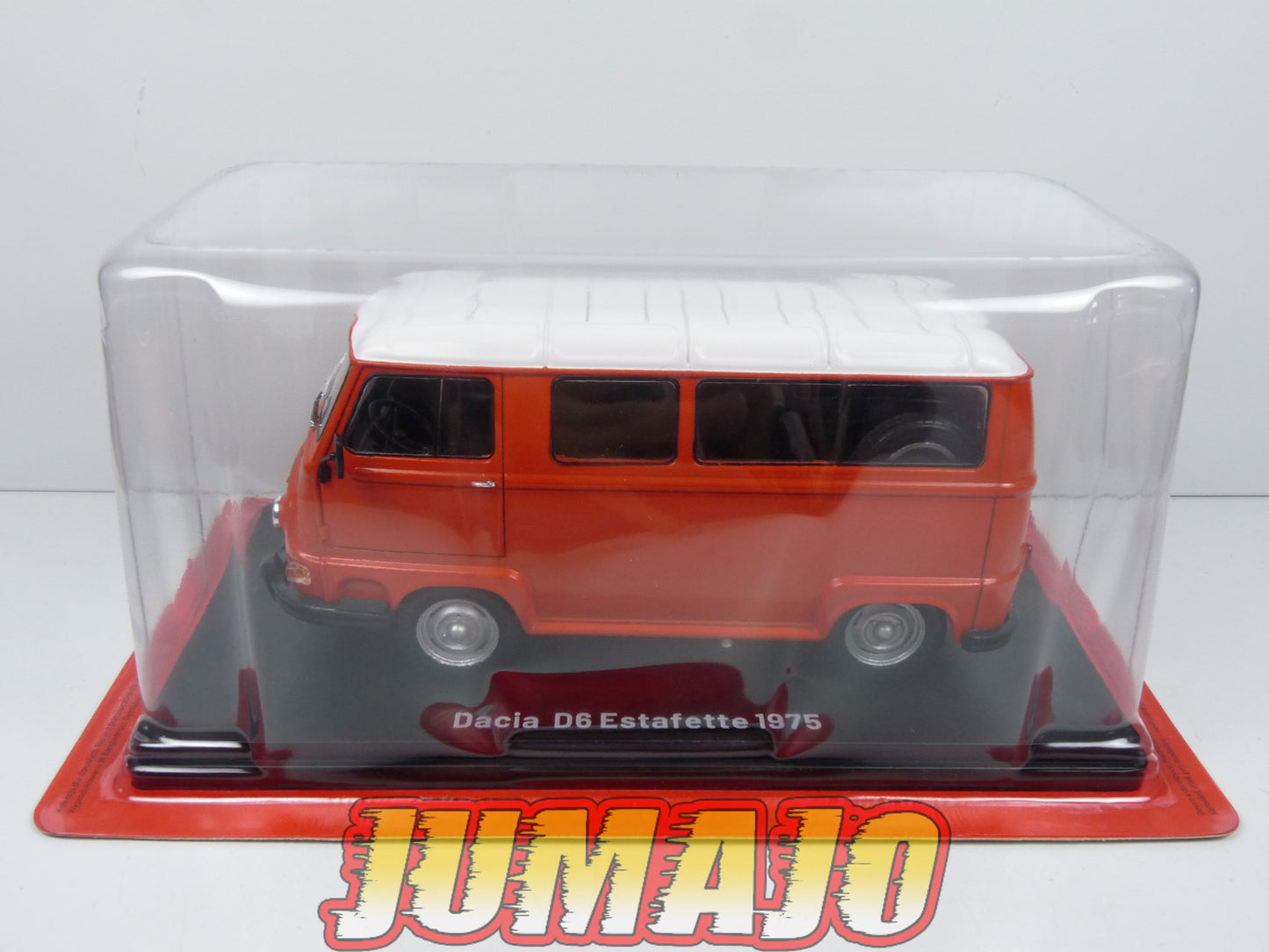 VQR22 Voiture 1/24 Hachette Roumanie : DACIA D6 Estafette 1975