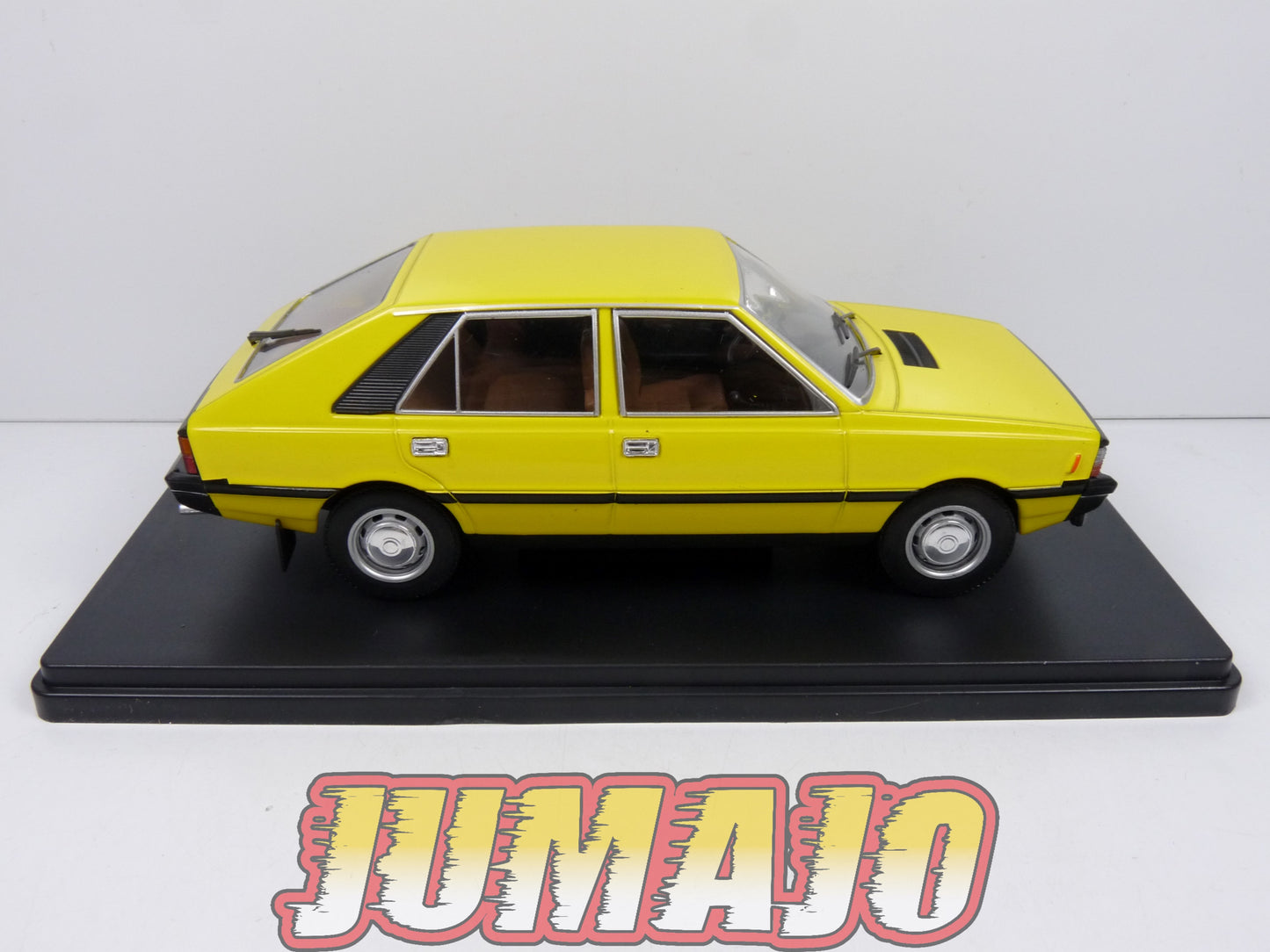 VQR35 Voiture 1/24 Hachette Roumanie : FSO Polonez 1500 1978