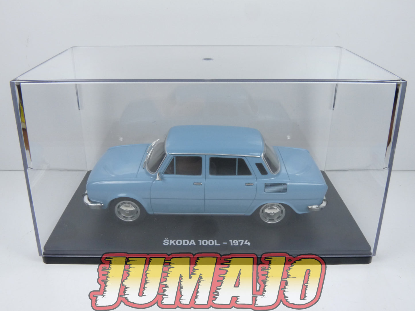 VQR4 Voiture 1/24 Hachette Roumanie : SKODA 100L 1974