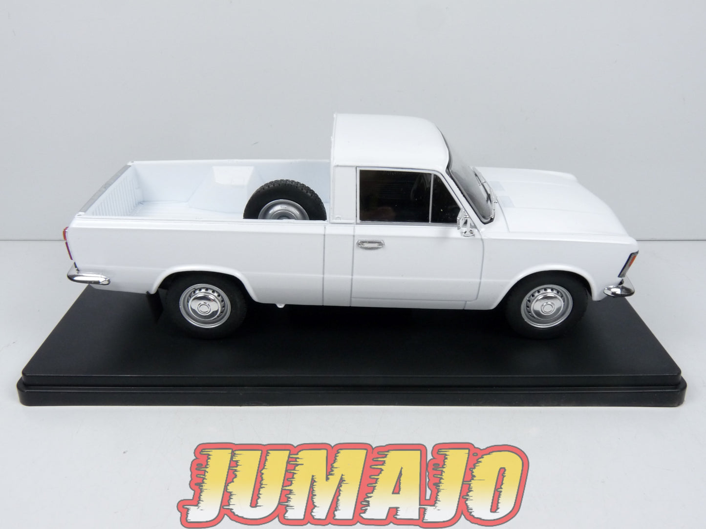 VQR52 Voiture 1/24 Hachette Roumanie : FSO Polski Fiat 125P Pick-up 1975