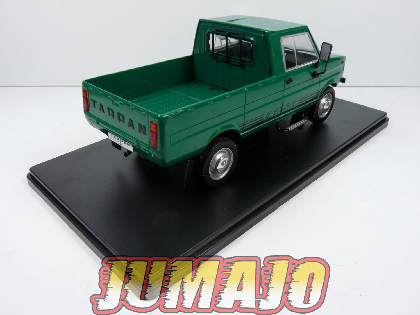 VQR59 Voiture 1/24 Hachette Roumanie : TARPAN 237 1983