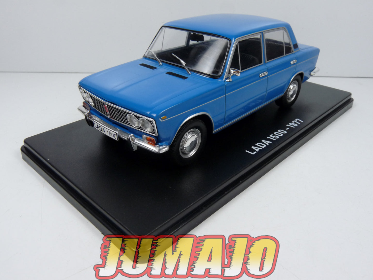 VQR9 Voiture 1/24 Hachette Roumanie : LADA 1500 1977