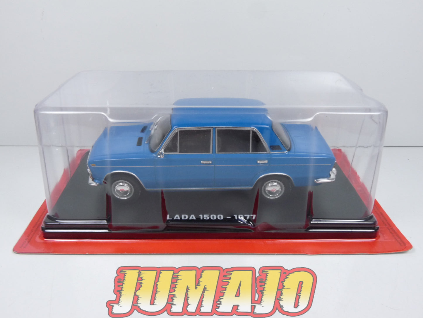 VQR9 Voiture 1/24 Hachette Roumanie : LADA 1500 1977