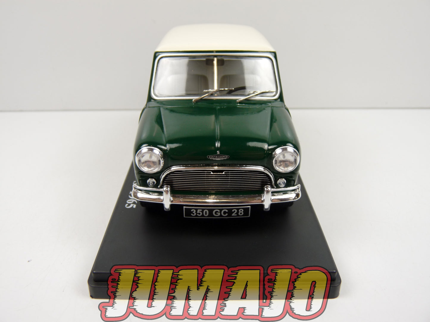 VQV31 Voiture 1/24 Hachette : AUSTIN MINI COOPER S 1965