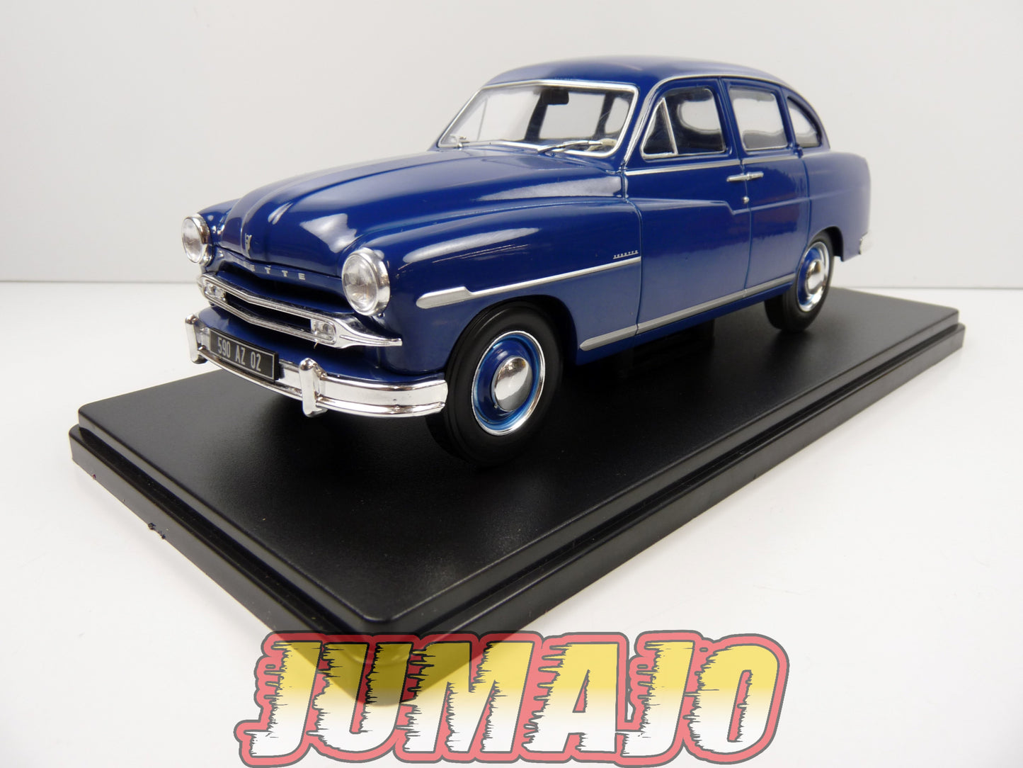 VQV36 Voiture 1/24 Hachette : FORD VEDETTE 1953