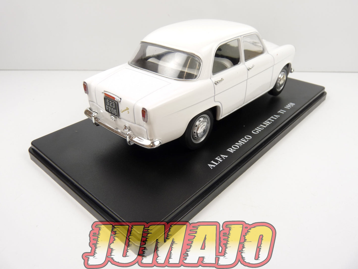 VQV76 Voiture 1/24 Hachette : ALFA ROMEO Giulietta TI 1958