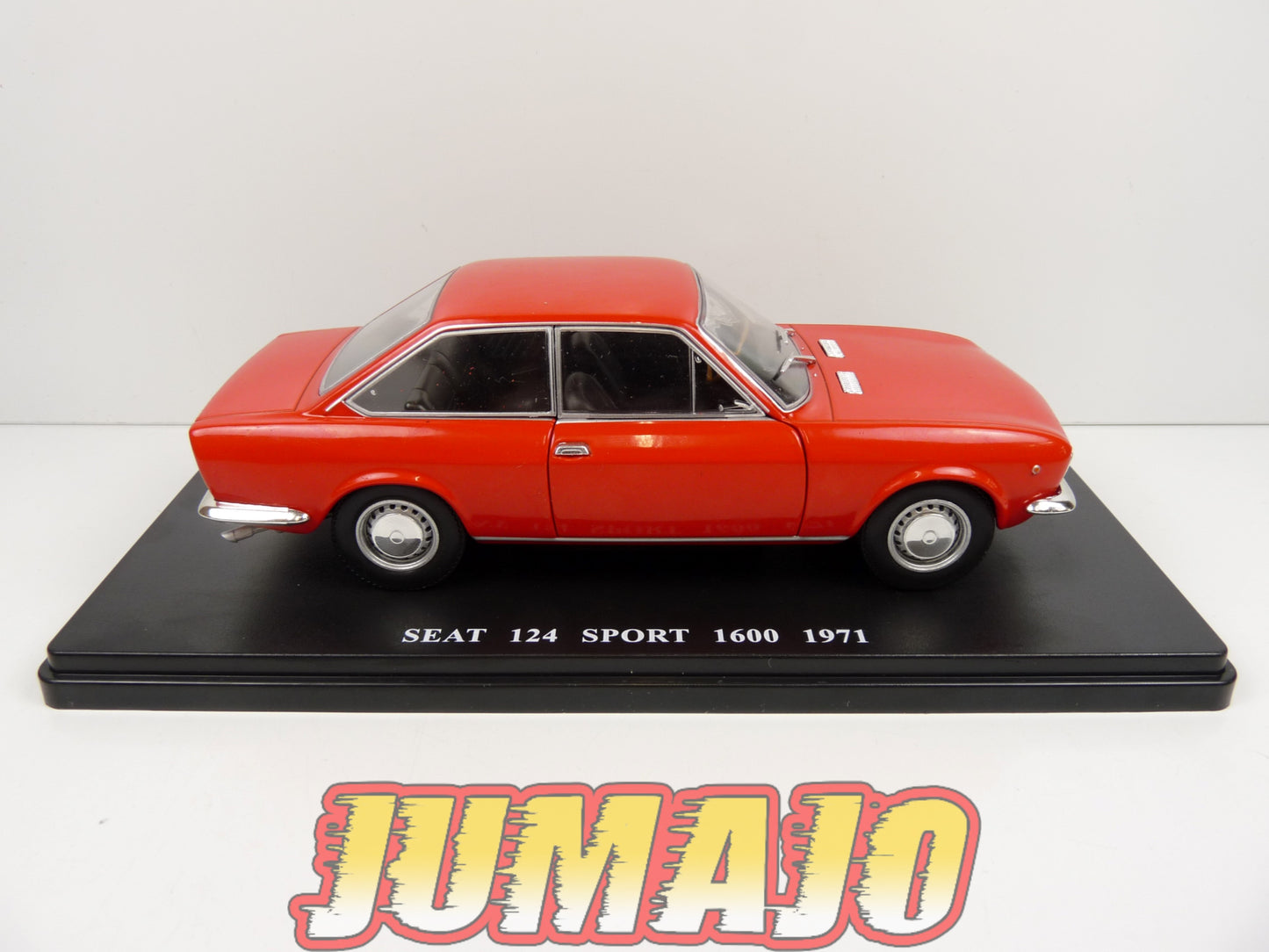 VQV87 Voiture 1/24 Hachette : SEAT 124 Sport 1600 1971