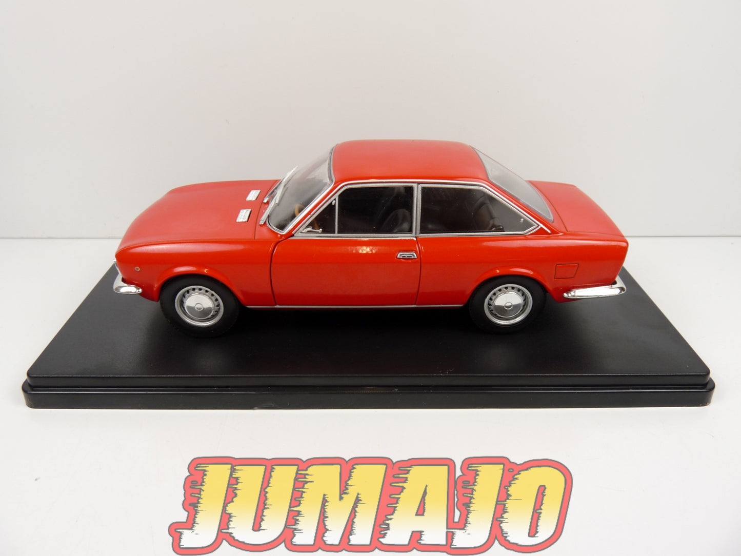 VQV87 Voiture 1/24 Hachette : SEAT 124 Sport 1600 1971