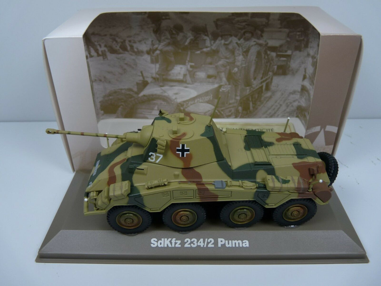 BL4 Atlas IXO 1/43 Blindés WW2 : SdKfz 234/2 Puma blindés lourd 8 roues