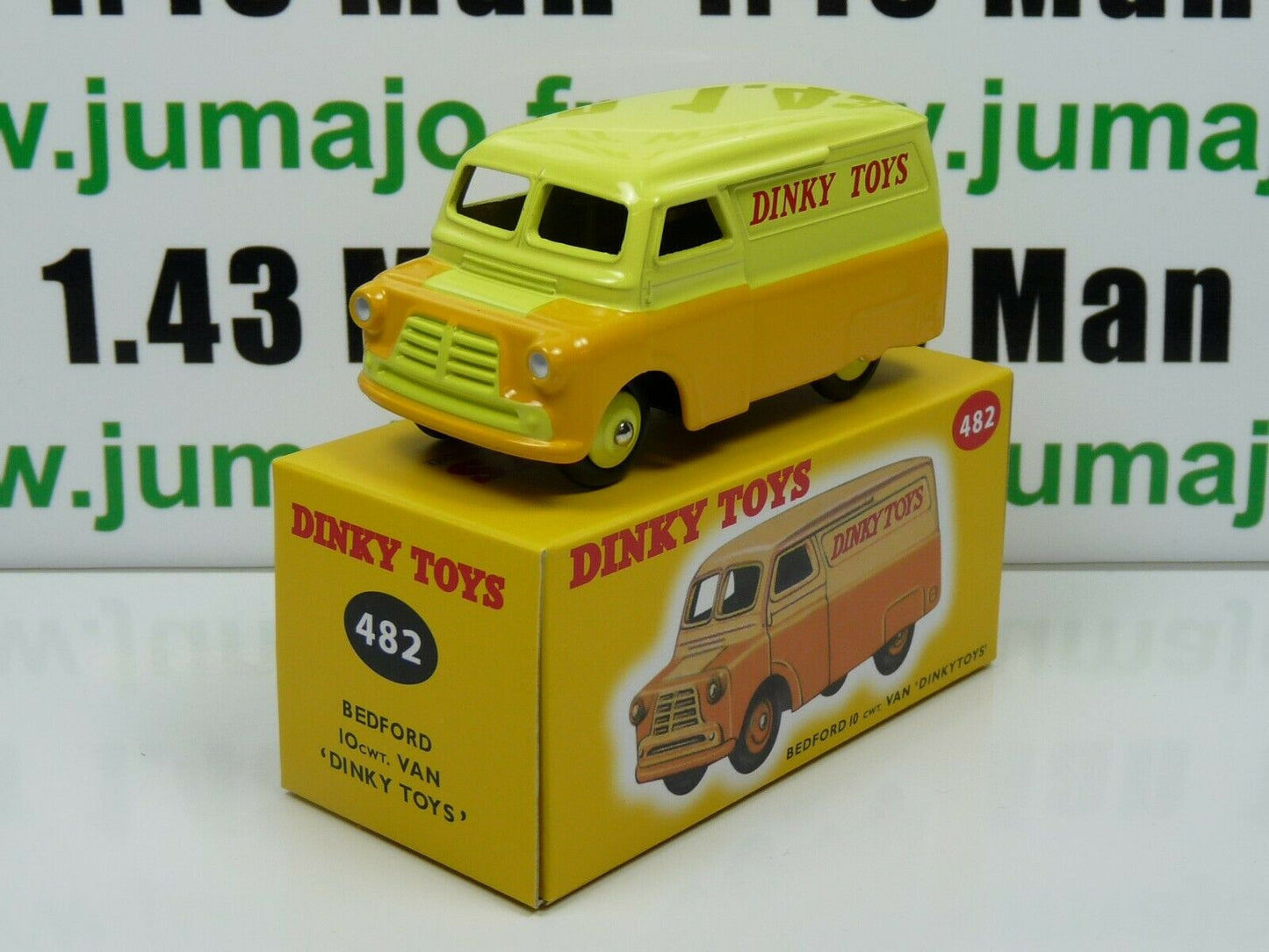 DT41 Voiture réédition DINKY TOYS atlas : 482 Bedford Van 10 Fourgon UK