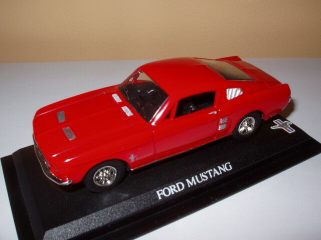 DP4 Voiture DEL PRADO 1/43 : FORD Mustang 1967