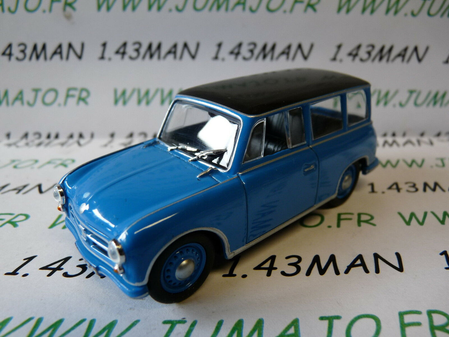 PL197 Voiture 1/43 IXO IST DeAgostini POLOGNE : DDR AWZ Zwickau P70 KOMBI