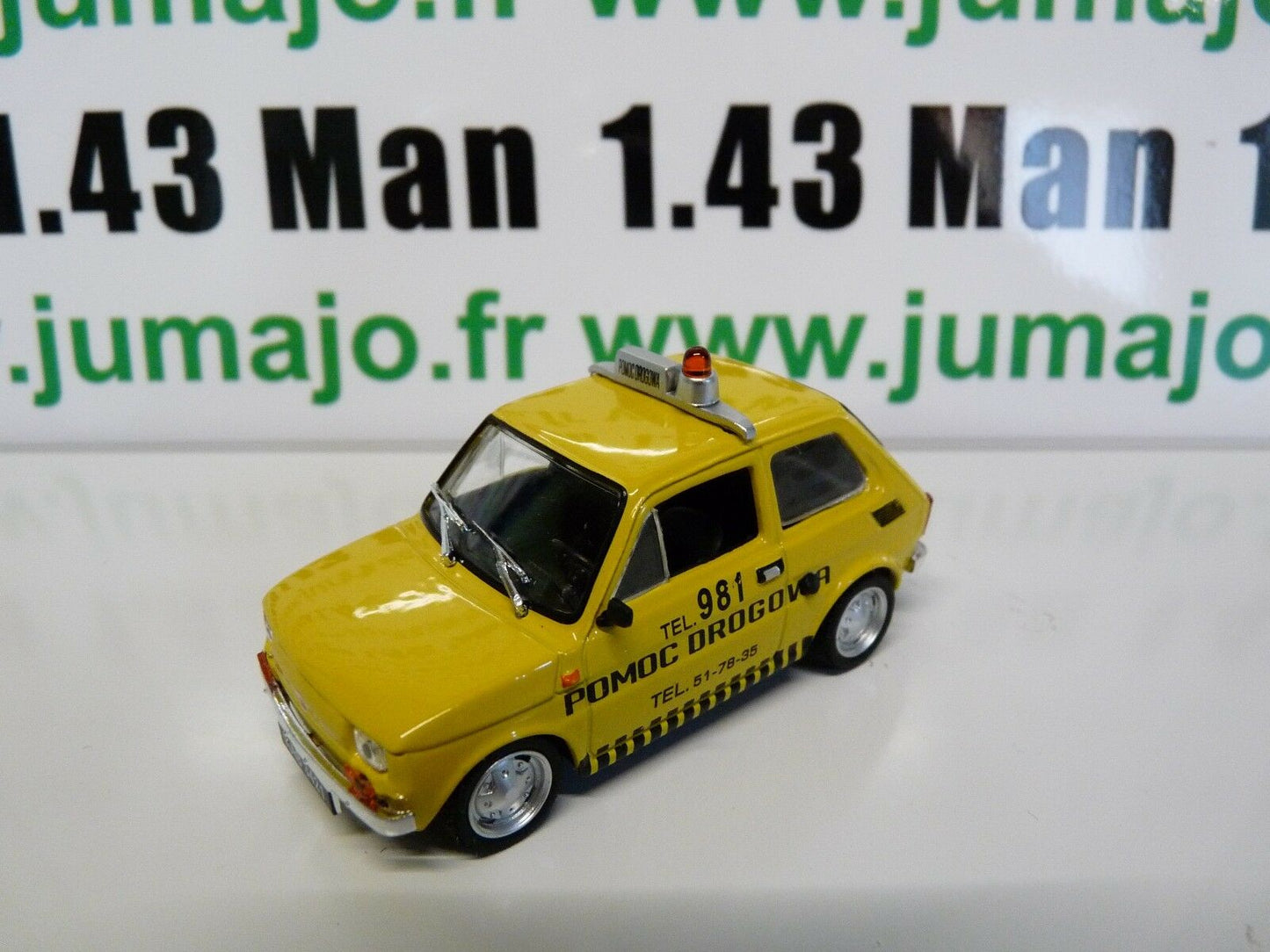 PL189 Voiture 1/43 IXO IST DeAgostini POLOGNE : FIAT 126 secours routier assistance