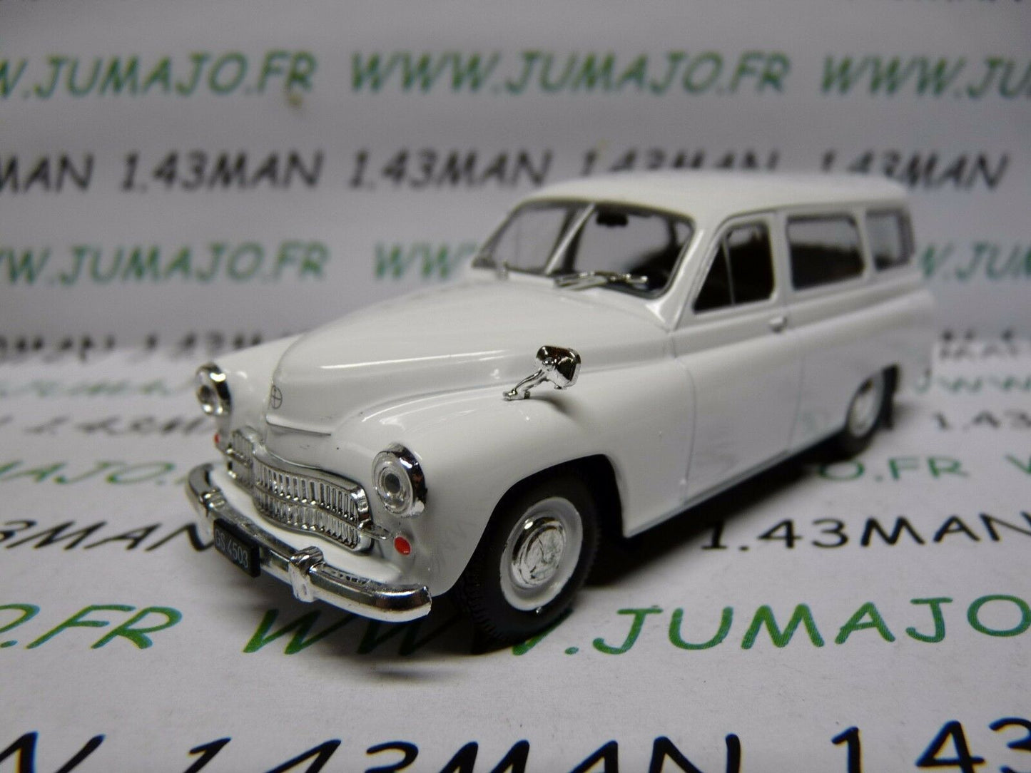 PL120 VOITURE 1/43 IXO IST déagostini POLOGNE : WARSZAWA 201f break