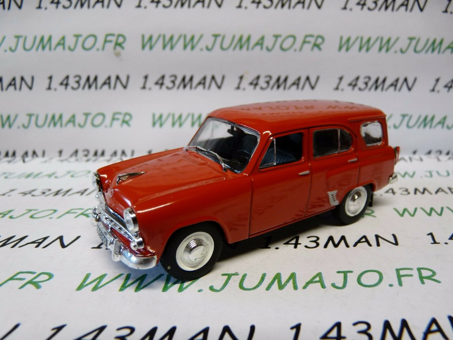 PL122 Voiture 1/43 IXO IST DeAgostini POLOGNE : MOSKWITCH 423N break