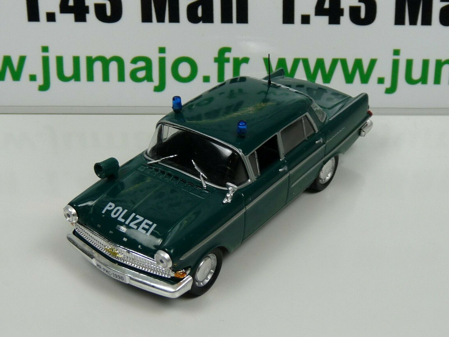 PM2 1/43 IST deAgostini Police du Monde : OPEL Kapitan Polizei Allemagne