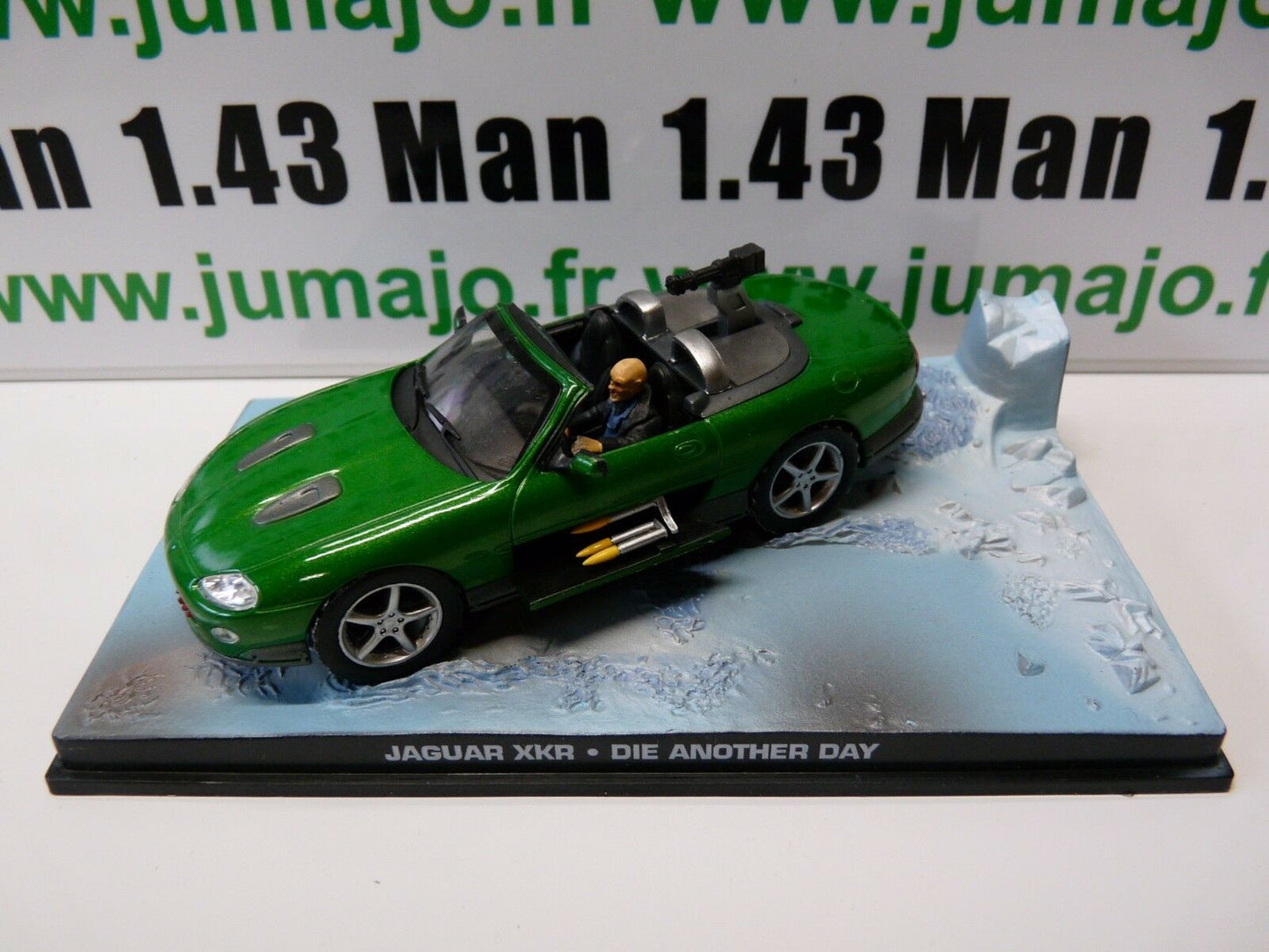 JB6 voiture 1/43 IXO 007 JAMES BOND JAGUAR XKR Die another day