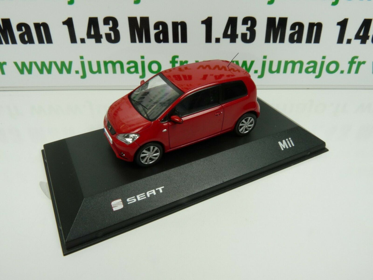 SEA25 Voiture 1/43 SEAT dealer models FISCHER : Mii