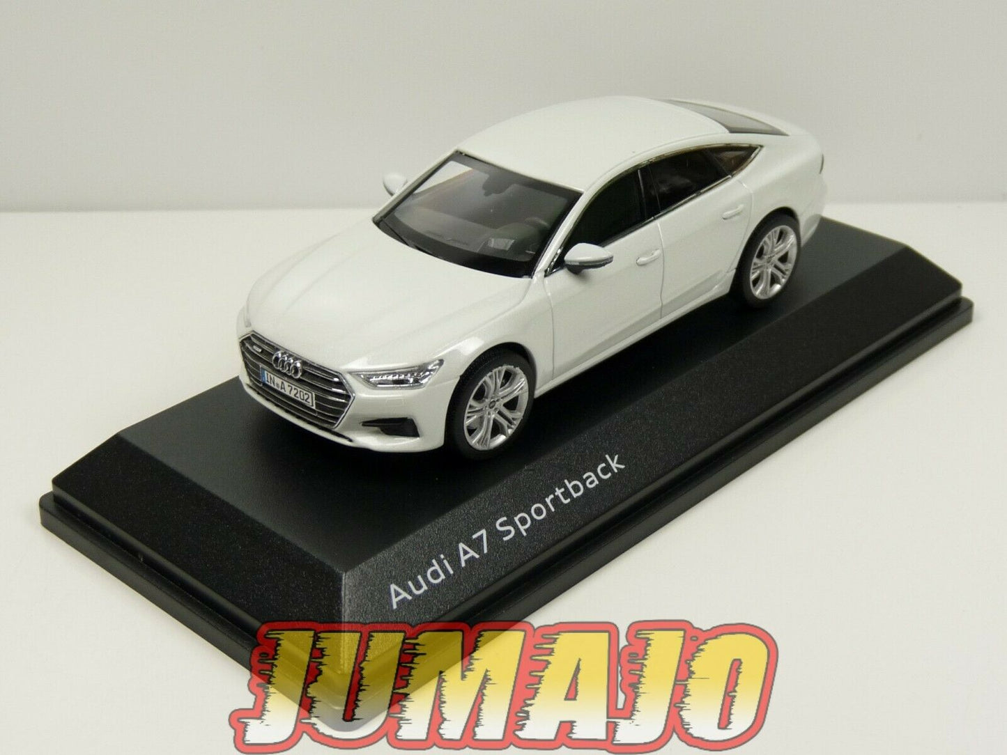 AUD8 voiture 1/43 SPARK : Audi A7 Sportback Glacier White
