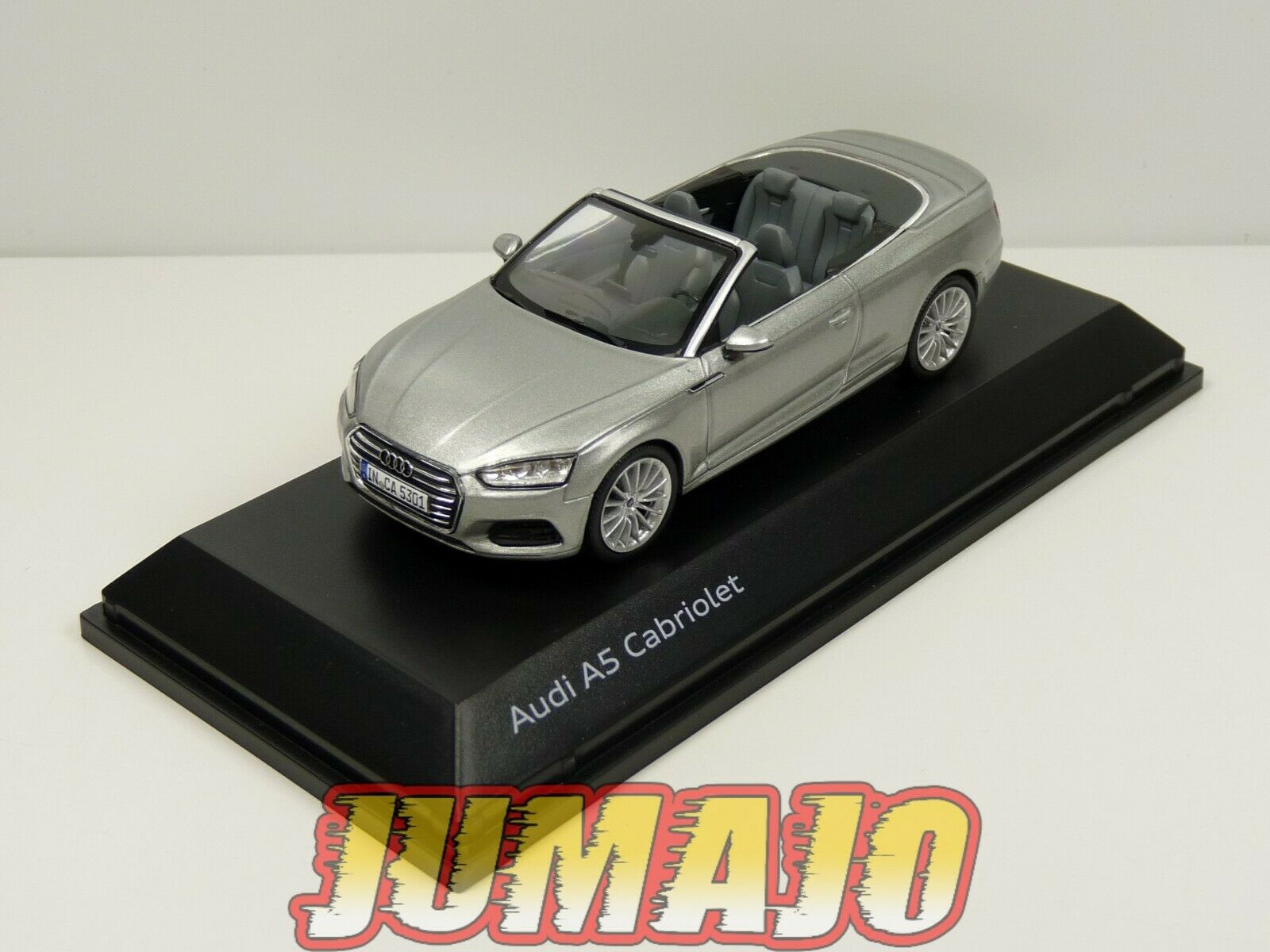 Audi A5 Cabriolet Gotland Green Metallic 1:43 5011705333 SPARK diecast Audi A5 Cabriolet Gotland Green Metallic 1:43 5011705333 SPARK diecast