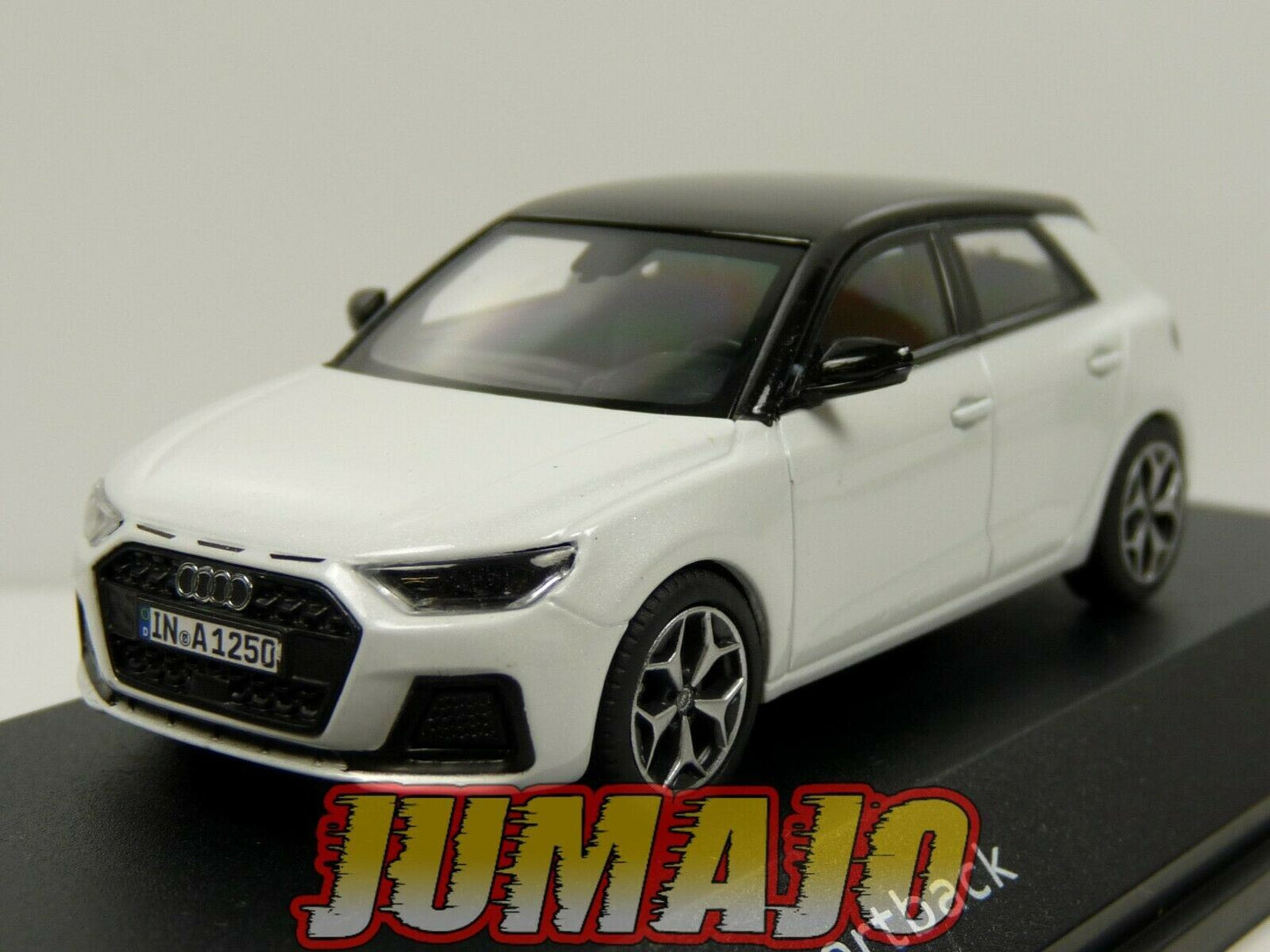 AUD25 voiture 1/43 SPARK : Audi A1 Sportback Glacier White