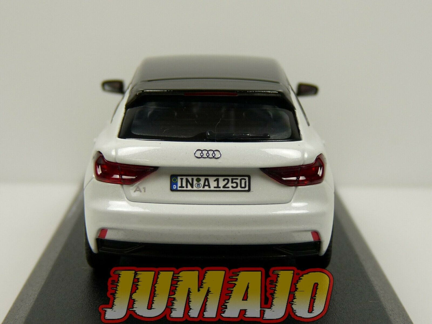 AUD25 voiture 1/43 SPARK : Audi A1 Sportback Glacier White