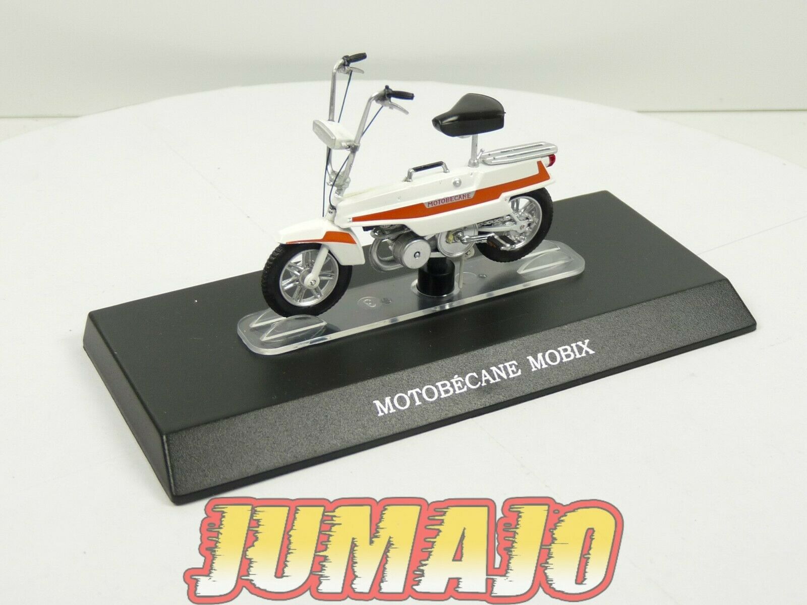 MOTO CYCLOMOTEUR MINIATURE Benelli Caddy Leo Models 1/18 EUR 7,90 MOTO CYCLOMOTEUR MINIATURE Benelli Caddy Leo Models 1/18 EUR 7,90