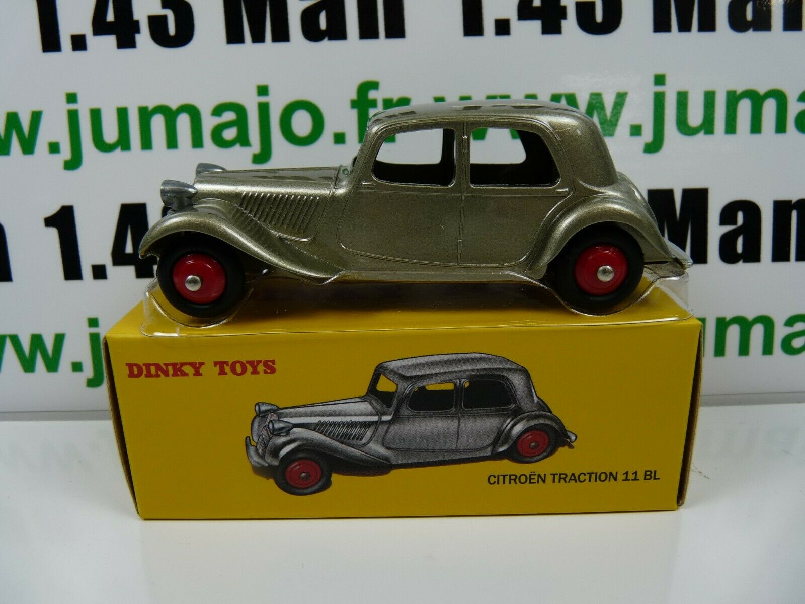 DT233 Voiture 1/43 réédition DINKY TOYS DeAgostini CITROEN Traction 11 BL 24N