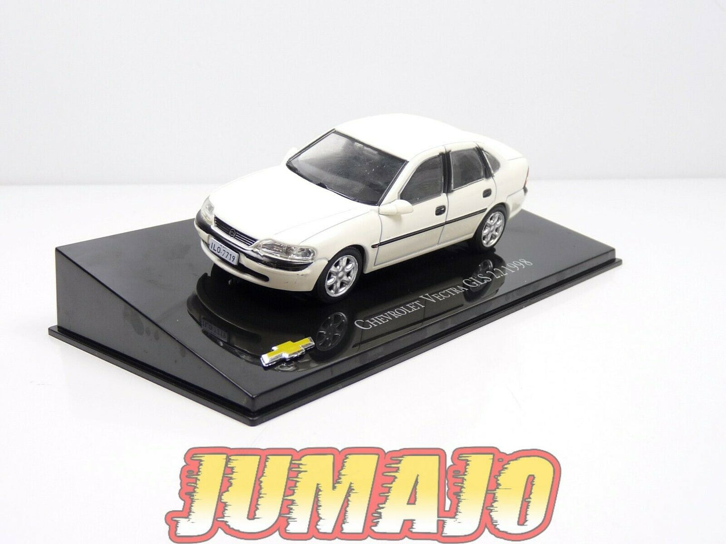 CVT10 voiture 1/43 IXO Salvat BRESIL CHEVROLET : VECTRA GLS 2.2 (1998)
