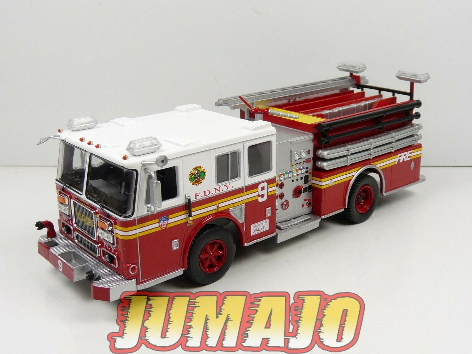 Camion de Pompier Radio-Commandé - 29 Pièces - Référence 4821