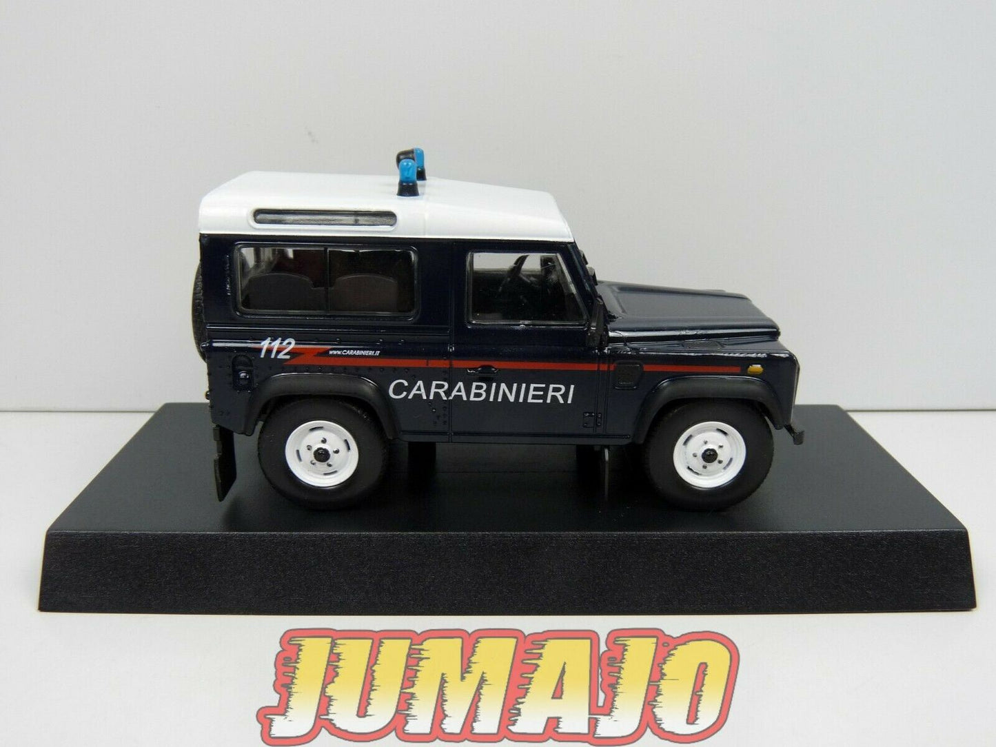 CR16 voiture 1/43 CARABINIERI : LAND ROVER DEFENDER 90 1995