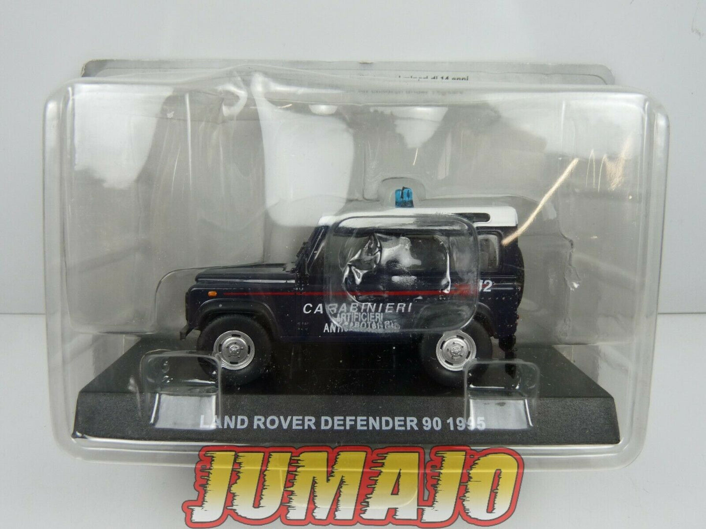 CR3 voiture 1/43 CARABINIERI : LAND ROVER DEFENDER 90 Artificieri 1995