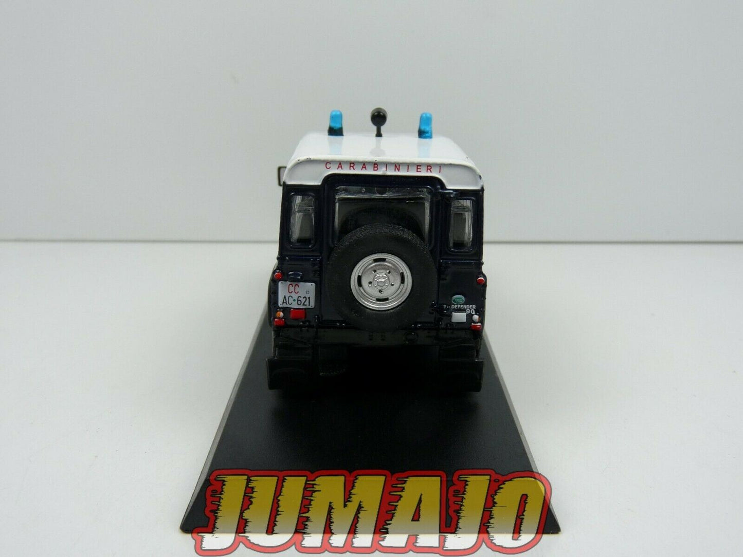 CR3 voiture 1/43 CARABINIERI : LAND ROVER DEFENDER 90 Artificieri 1995