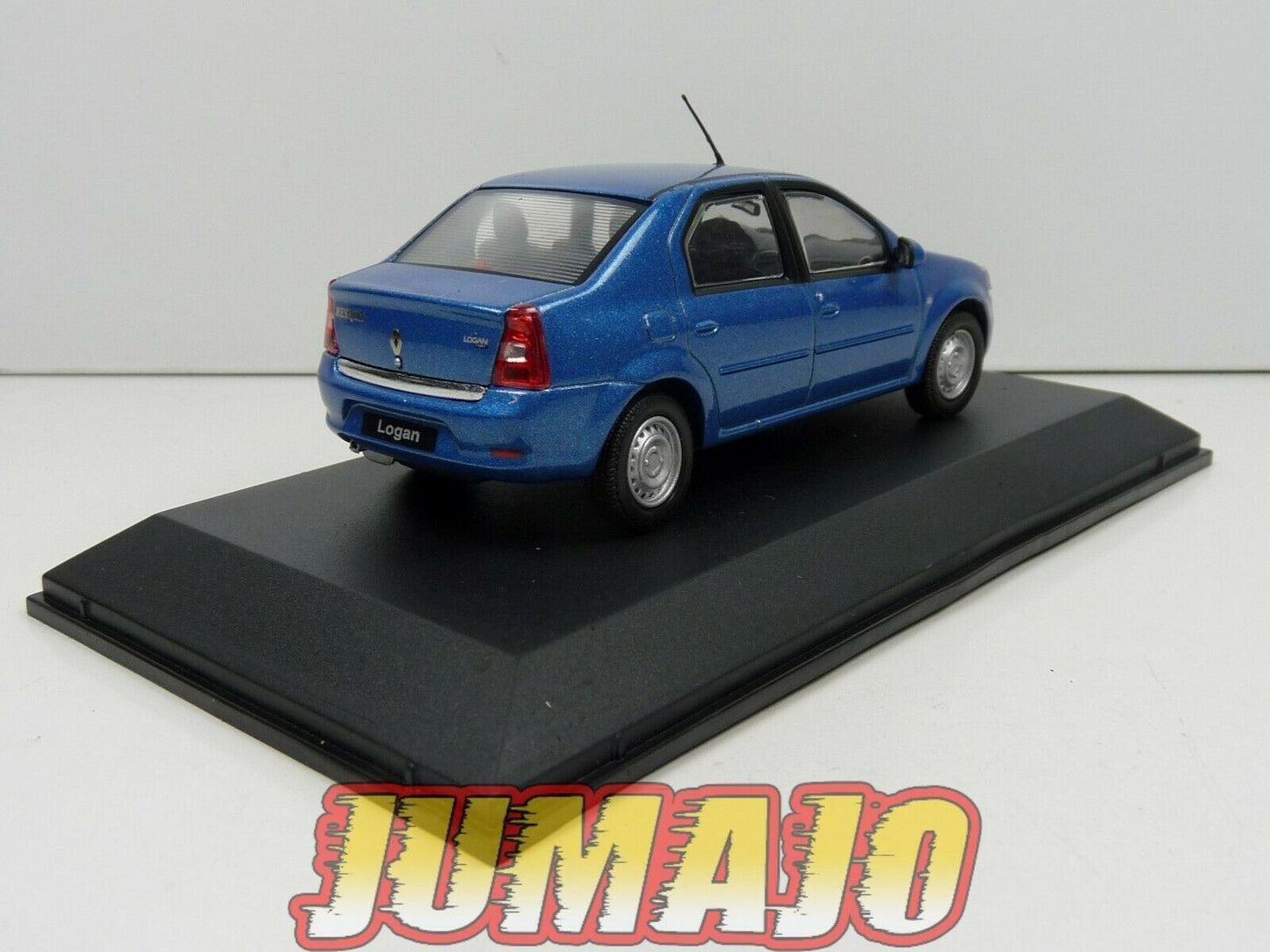 REN28 Voiture 1/43 NOREV : RENAULT Logan 2005