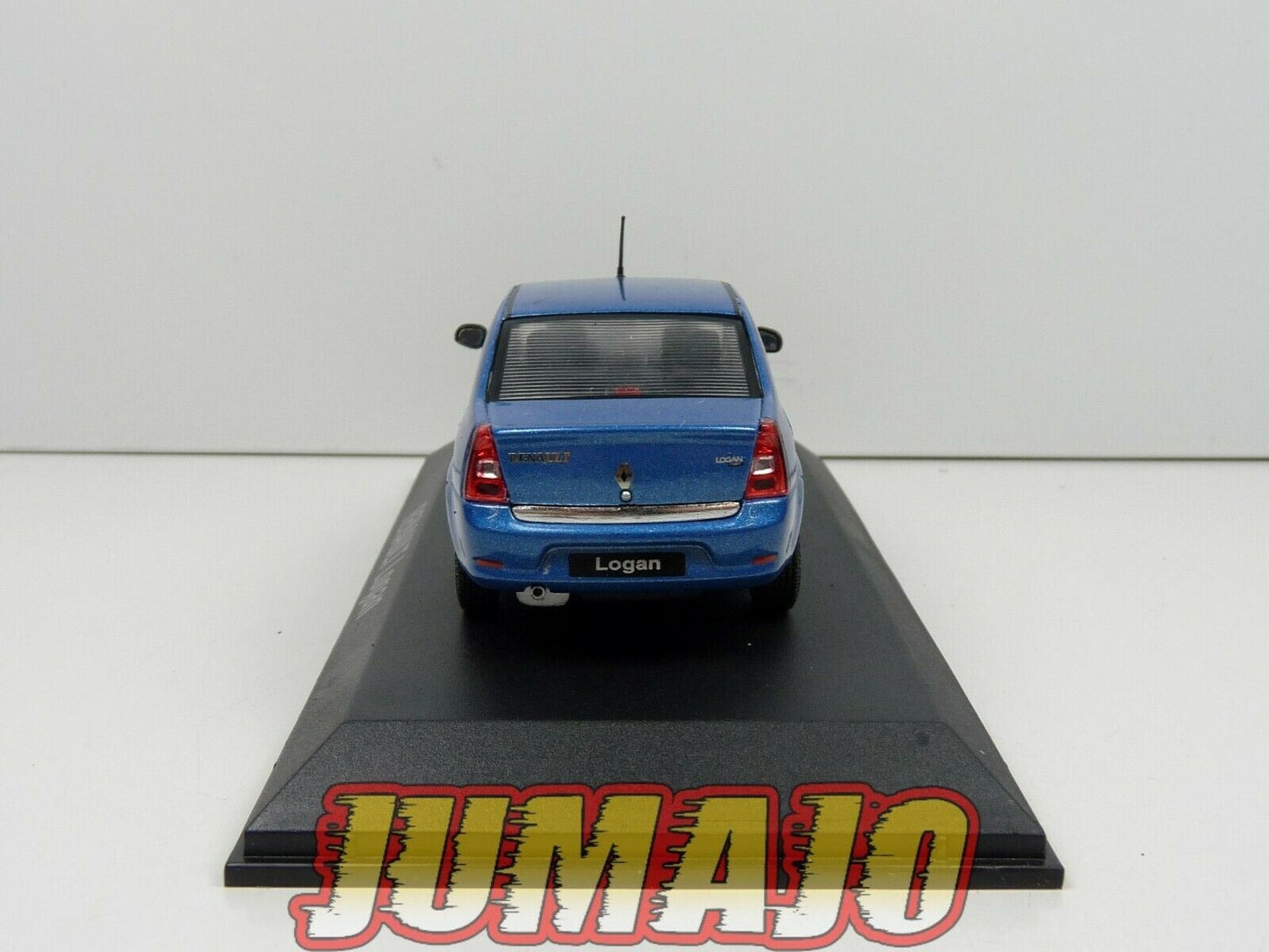 REN28 Voiture 1/43 NOREV : RENAULT Logan 2005
