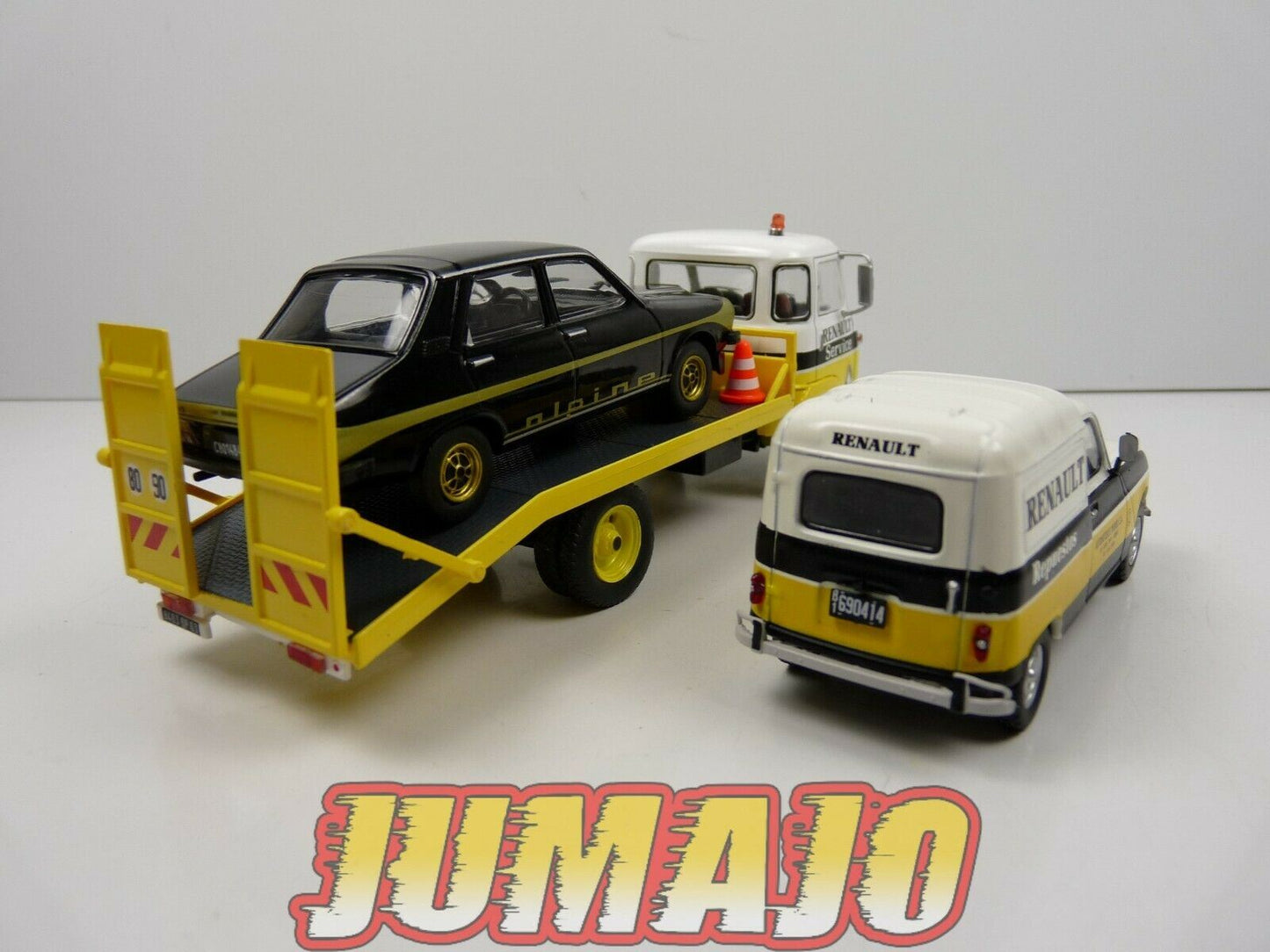 Diorama 1/43 SAVIEM SG4 Plateau + Renault 12 Alpine + Renault 4F Service