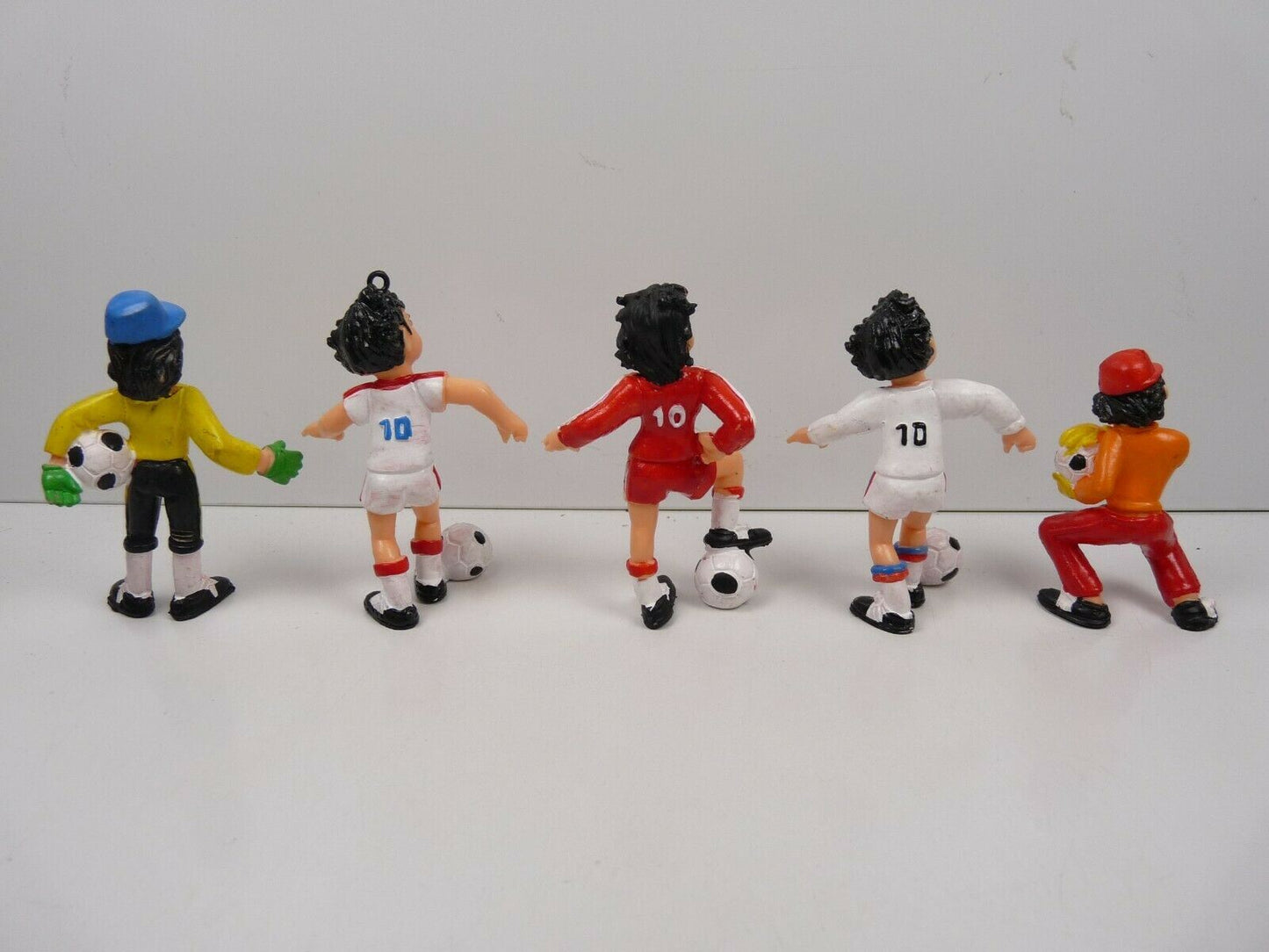 FIG37 lot 5 figurines PVC YOLANDA olive & Tom foot soccer
