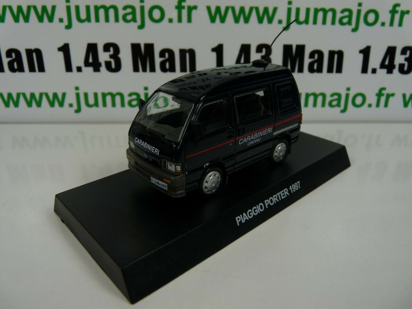 CR11 voiture 1/43 CARABINIERI : PIAGGIO PORTER 1997