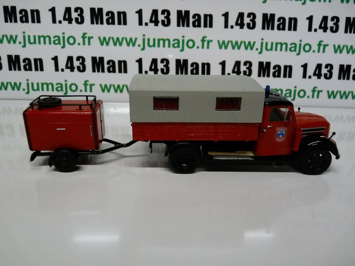CPF78 Camion 1/43 Hachette IXO Pompiers : Robur Garant 30 K remorque motopompe TSA