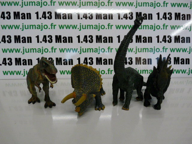 Lot 4 figurines PVC DINOSAURES 14/18 cm Tyrannosaure Diplodocus Tricératops Stégo