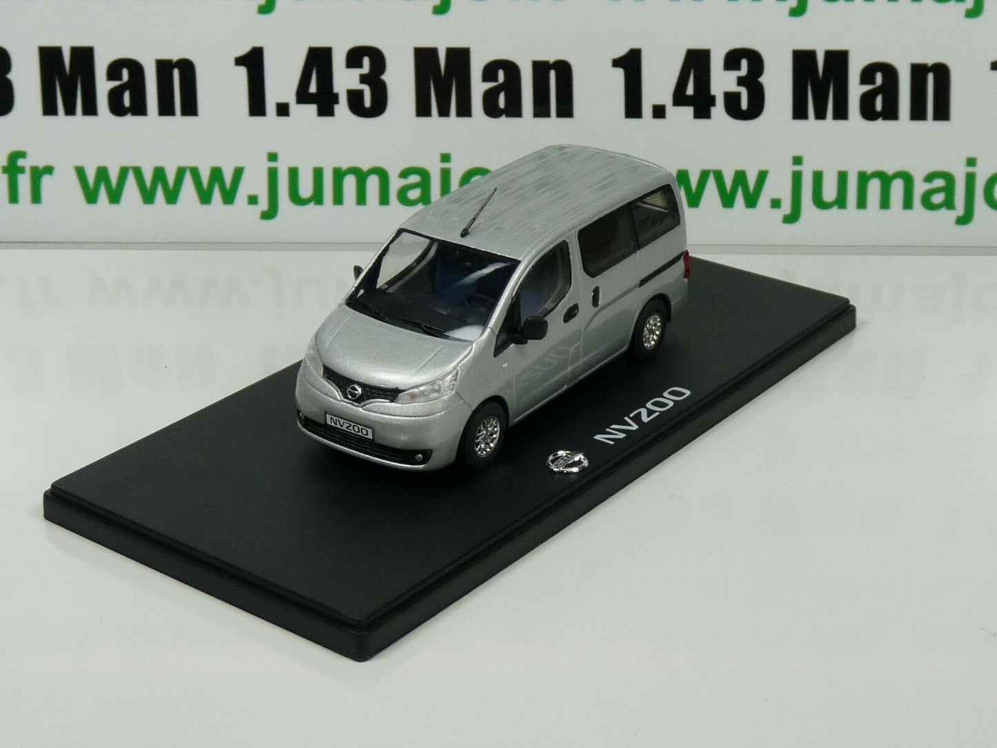 NI4 VOITURE 1/43 ELIGOR : NISSAN NV200 Combi silver fourgonnette