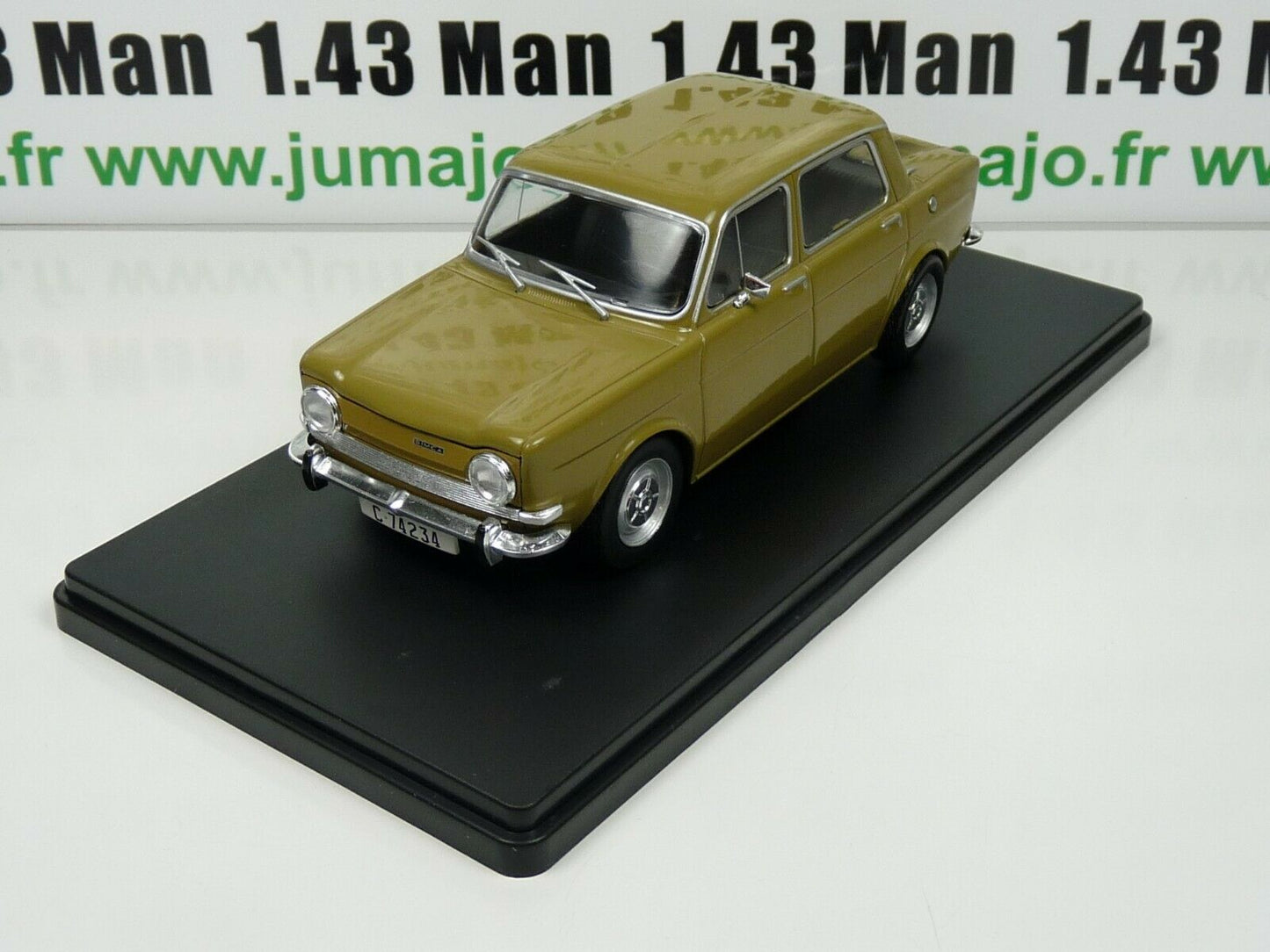 VQ6 Voiture 1/24 SALVAT : SIMCA 1000 (1969)