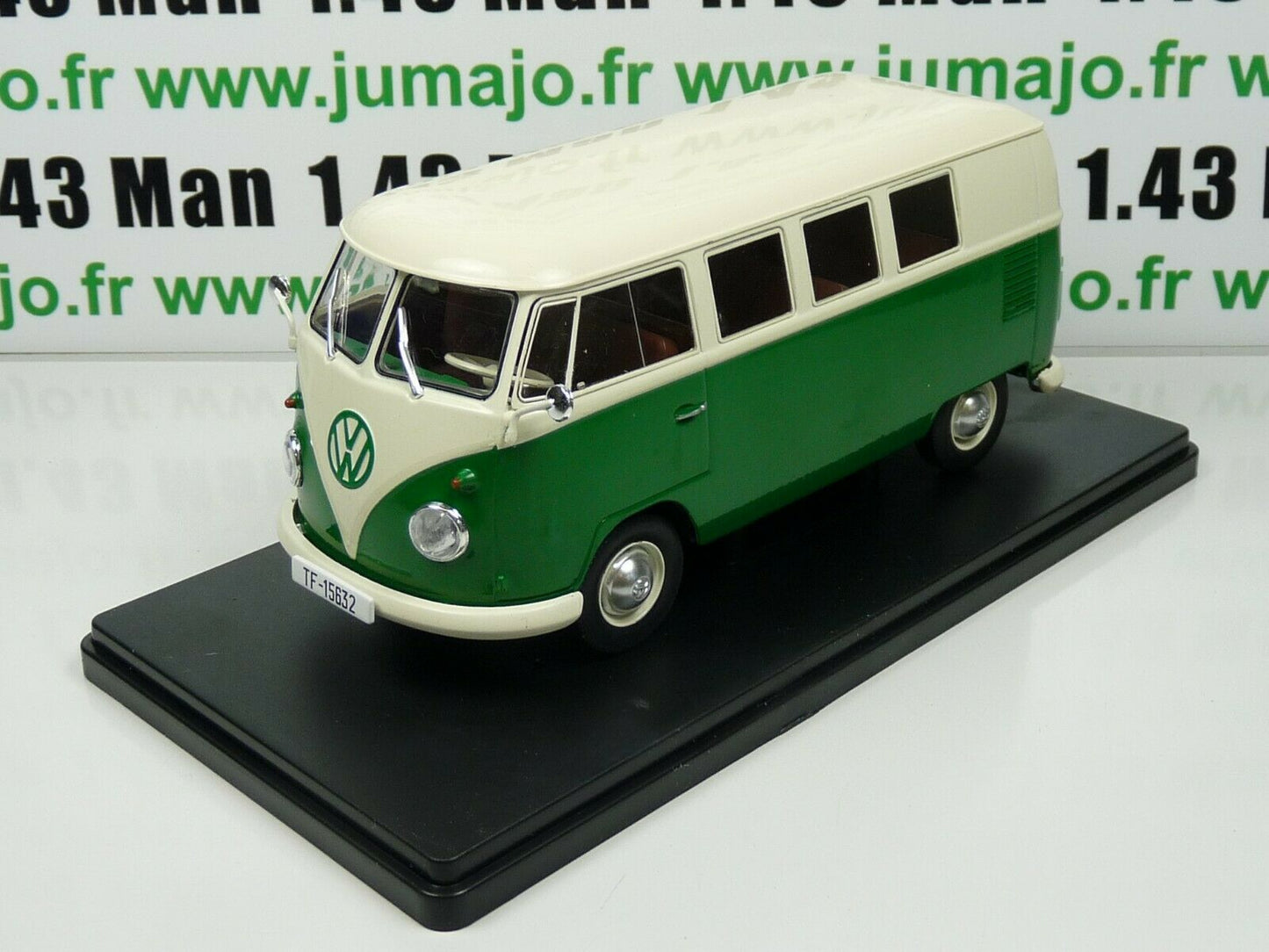 VQ12 Voiture 1/24 SALVAT : VOLKSWAGEN T1 (1960)