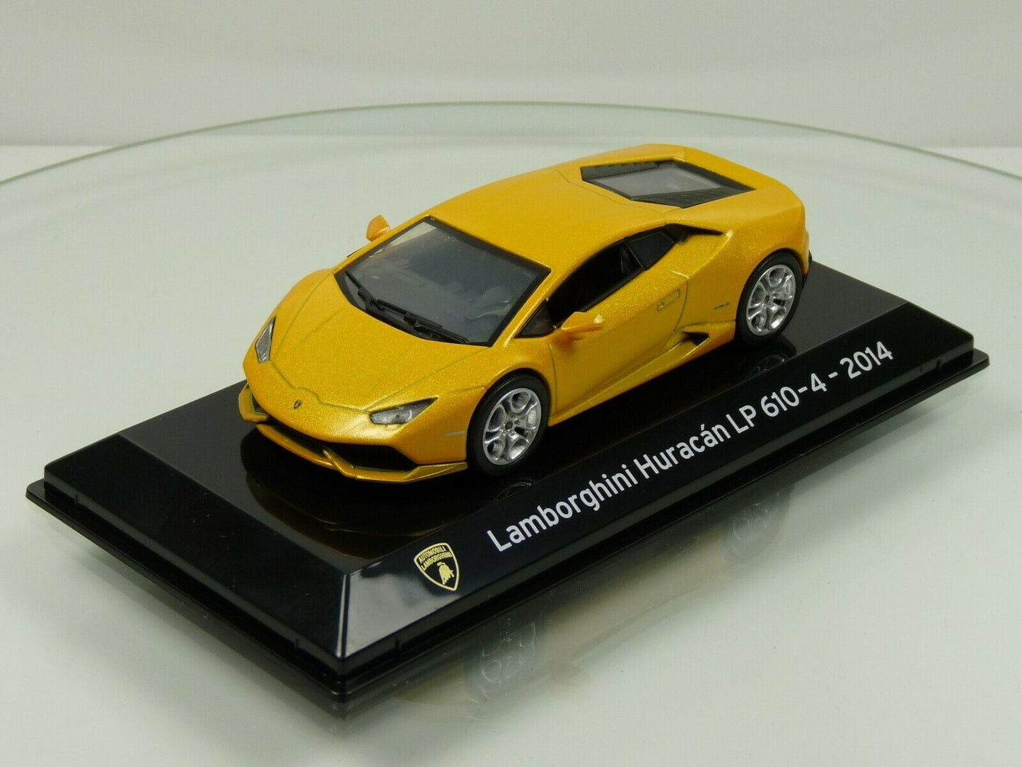 SC2 voiture 1/43 SALVAT Supercars : LAMBORGHINI Huracán coupé 2014