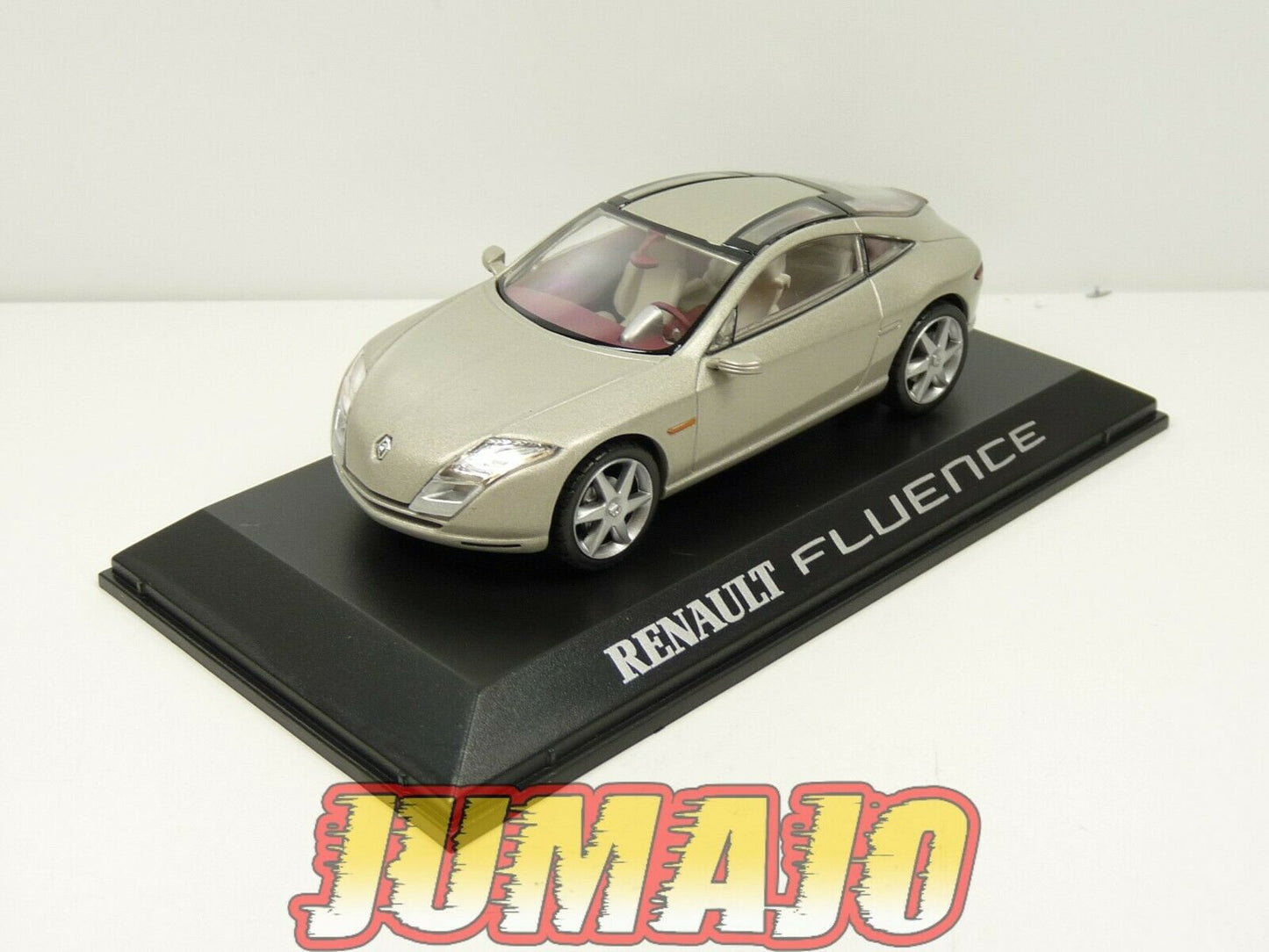 COT15 Voiture 1/43 norev concept car : RENAULT Fluence