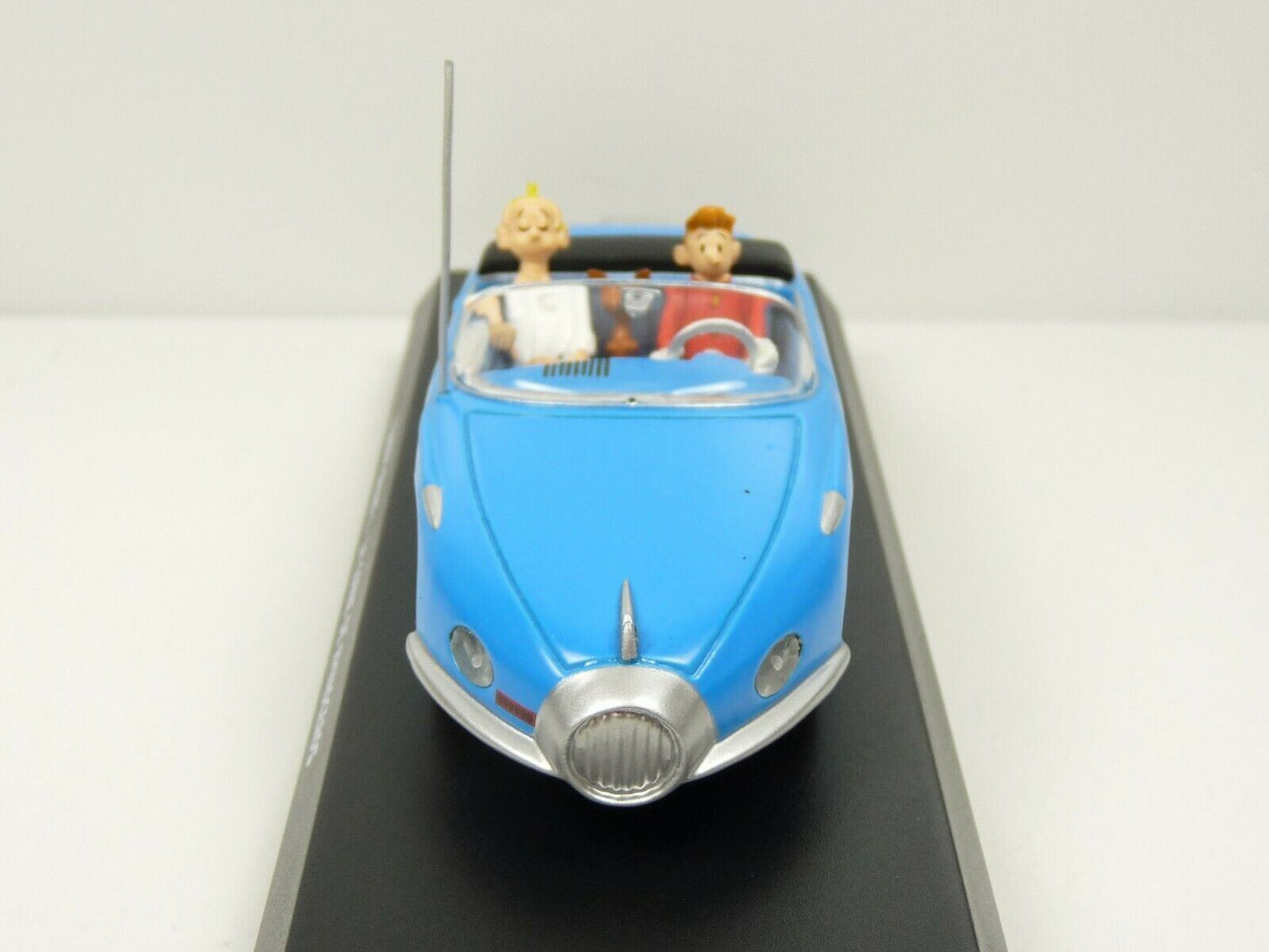 SPI1 Voiture 1/43 Collection SPIROU : Turbot-rhino 1 La corne de Rhinoceros