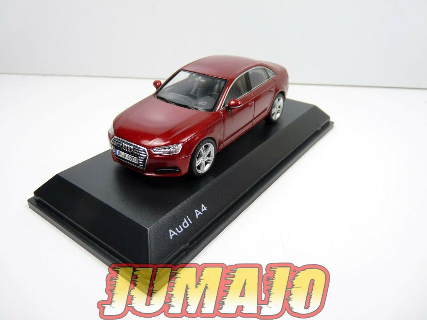 AUD12 voiture 1/43 SPARK : Audi A4 Matador red