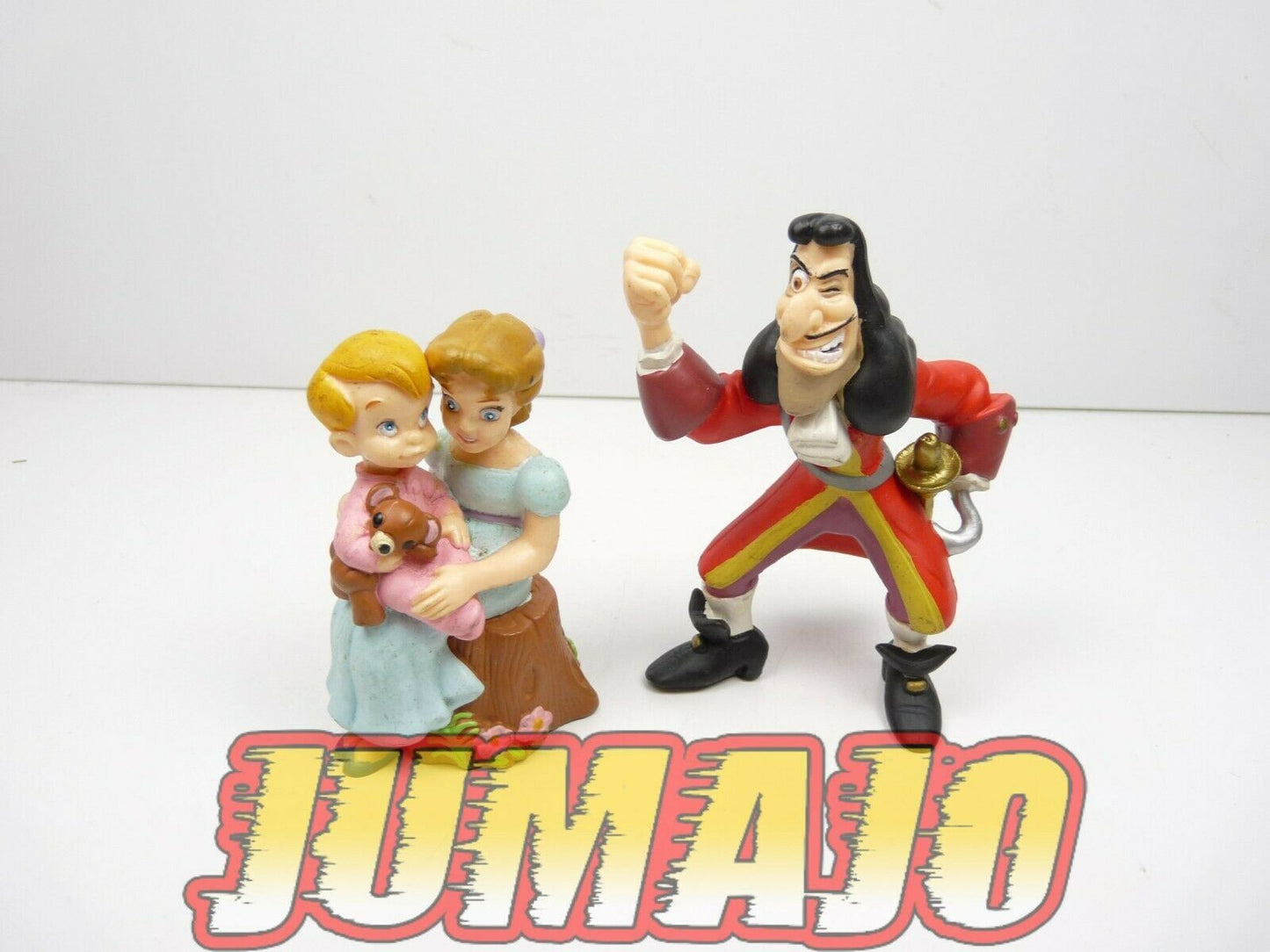 FIG63 lot 2 figurines PVC DISNEY STORE : PETER PAN : CROCHET WENDY 8/9cm